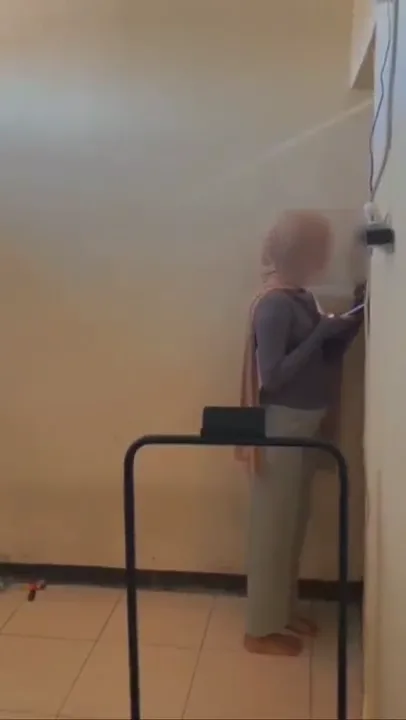 Hijab+HOT.mp4